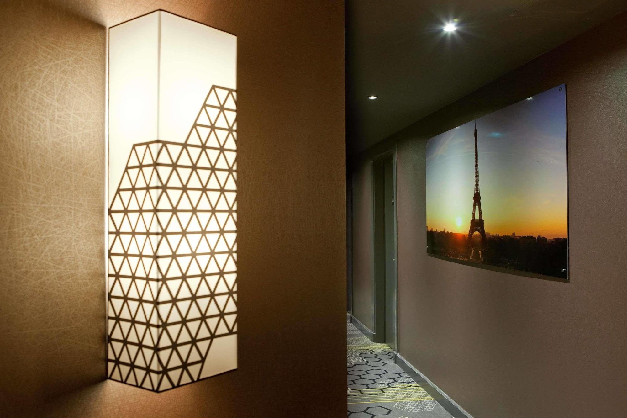 Hotel Eiffel Capitol Paris Luaran gambar