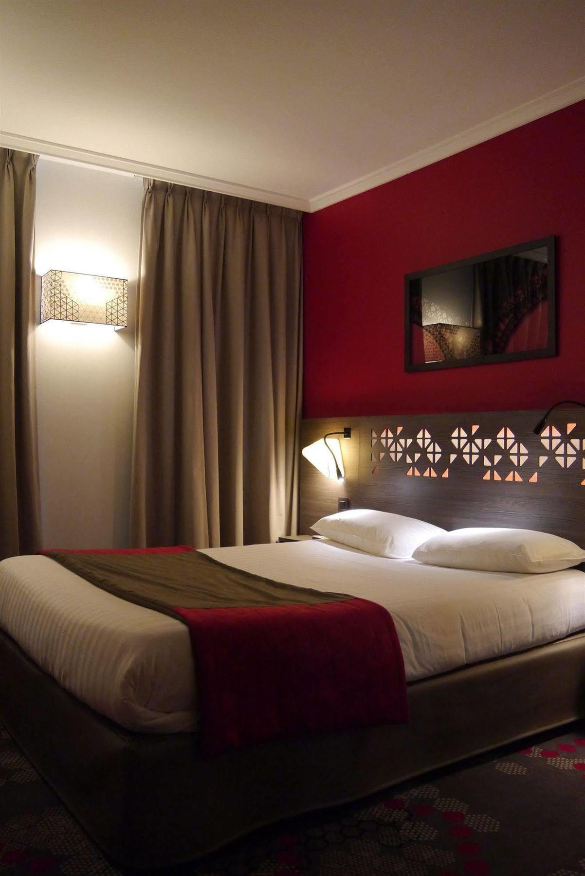 Hotel Eiffel Capitol Paris Luaran gambar